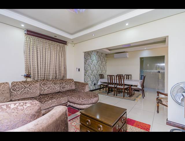 3 BEDROOM TOWNHOUSE FOR SALE IN WESTVILLE
